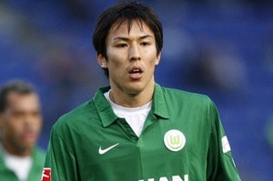 13年前、24歳の長谷部誠を育てた鬼軍曹マガトに聞く「なぜハセベは37歳でもブンデスでプレーできる？」「彼は異例だ」