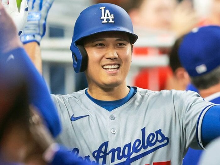 「じつは打球速度、遅めだった」大谷翔平が190キロ弾…注目はドジャーススタッフ好捕でもキム・ヘソン祝福でもなく「44発49盗塁64打点ペース」＜Number Web＞ photograph by Imagn/REUTERS/AFLO