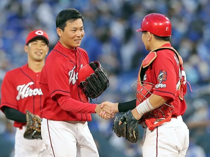 「0点に抑える確率95.2％」 カープ栗林良吏は“新人で30セーブ以上”与田剛・山崎康晃と比べても最強級のクローザー〈週刊セパ記録〉＜Number Web＞ photograph by Sankei Shimbun