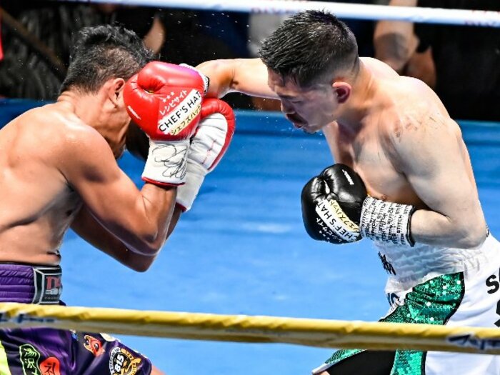 井岡一翔「僕にしかできないことがある」真骨頂の“完封勝ち”で世界戦20勝に到達した名王者の「井上尚弥とも村田諒太とも違った輝き」＜Number Web＞ photograph by Hiroaki Yamaguchi