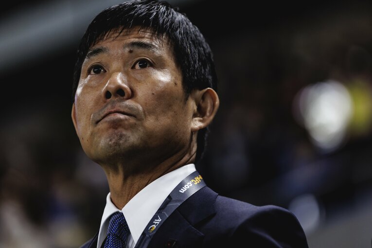 真剣な表情の森保一監督　©Kiichi Matsumoto