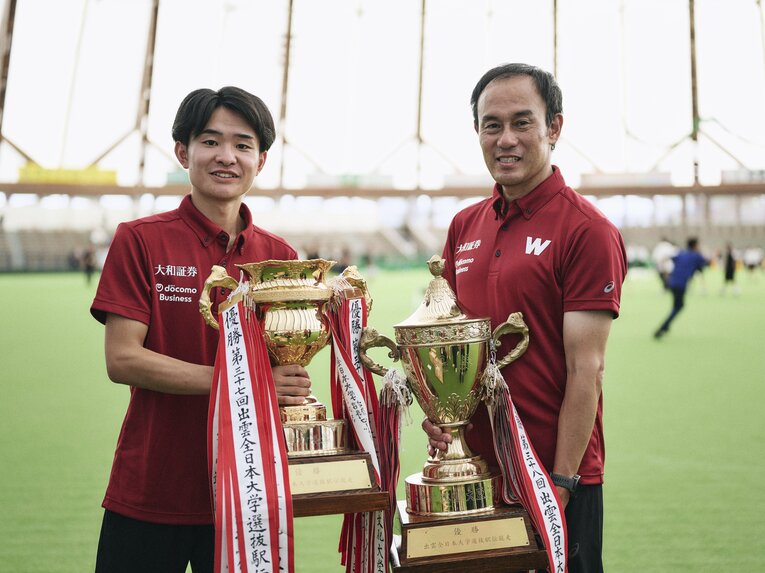 16年ぶりに出雲路での優勝をはたした早大　©Yuki Suenaga