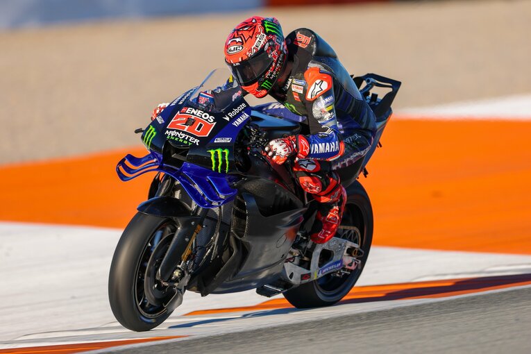 バレンシアでV4エ搭載マシンでのテスト周回を重ねたクアルタラロ ／ photograph by Satoshi Endo