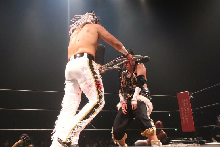 元パティシエが蛍光灯で殴り合い…“デスマッチアマゾネス”山下りなの媚びない魅力「犯罪以外なら何してもいい」 米国で男子相手に王座獲得(16)