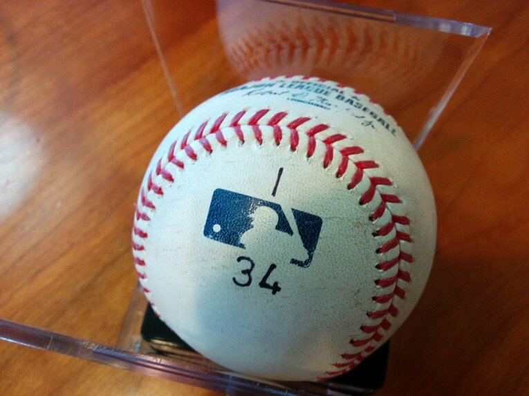 筆者が所有するイチロー3000本安打用に準備されたボール：未使用　©Aki