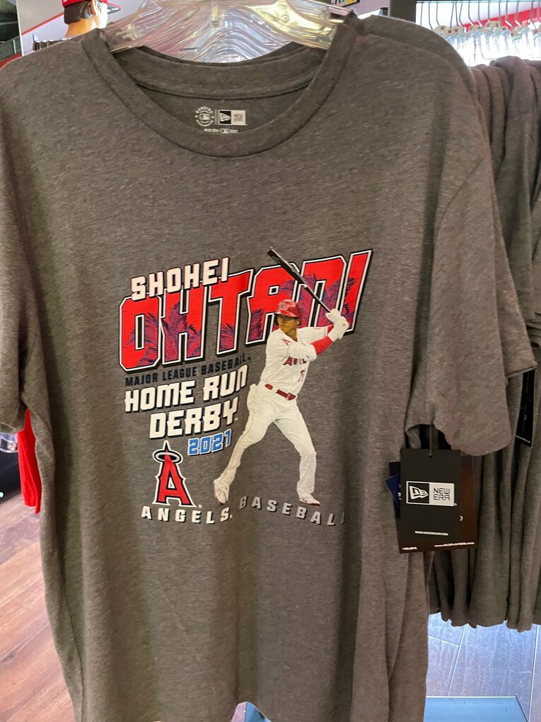 ホームランダービーの大谷出場を記念したTシャツ　©Angels Baseball