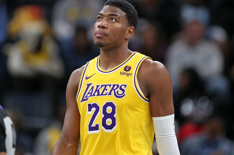 NBA5シーズン目を終えた八村塁（26歳）。4年ぶり18度目の優勝をレイカーズだったが、プレーオフ1回戦敗退となった ／ photograph by Getty Images