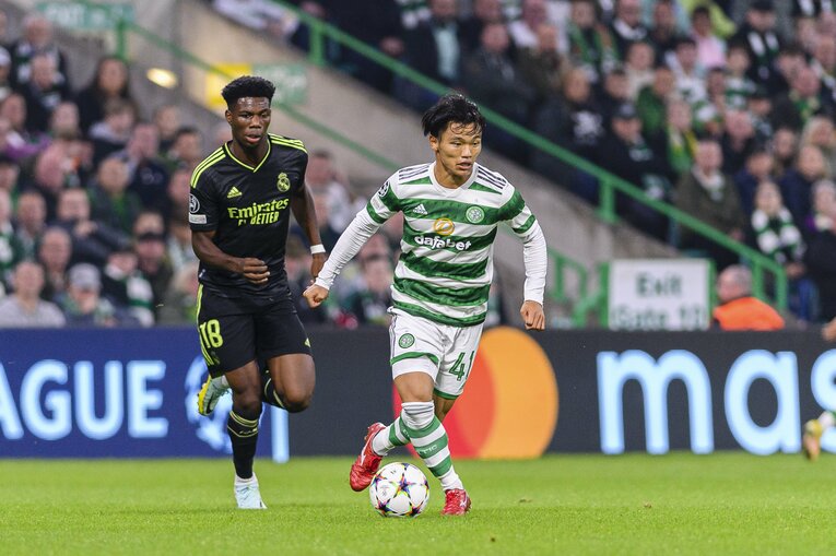 セルティックの旗手怜央はチャンピオンズリーグのレアル・マドリー戦に先発。試合には敗れたものの、そのプレーは高く評価された　©Getty Images