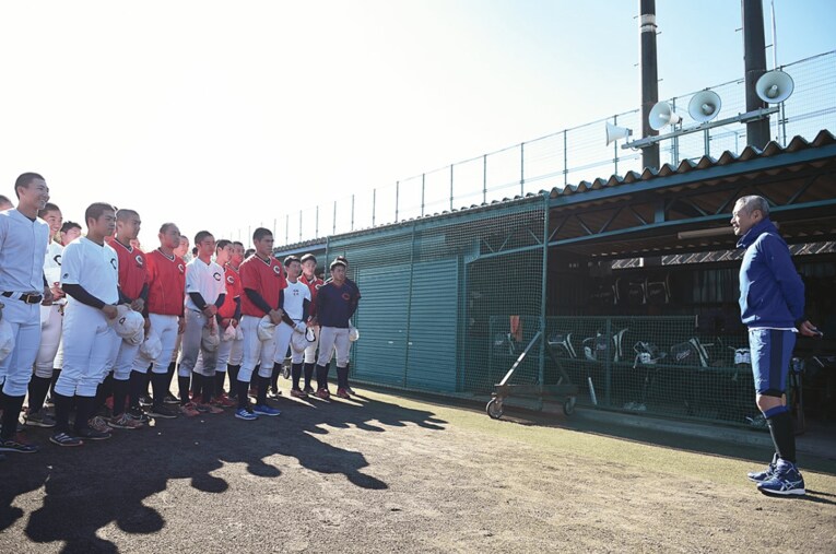 2020年冬に智辯和歌山高校野球部を指導したイチロー。その翌年の夏の甲子園で智辯和歌山は優勝した ／ photograph by Naoya Sanuki