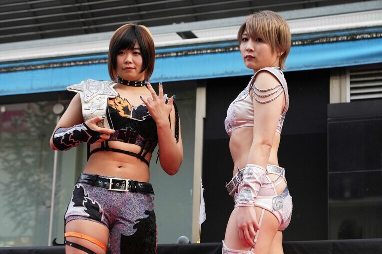 11月16日、道頓堀での記者会見　©Essei Hara