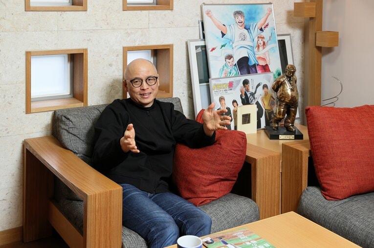 『ドラゴン桜』『クロカン』『砂の栄冠』などのヒット作を手がけてきた漫画家・三田紀房先生　©Shigeki Yamamoto