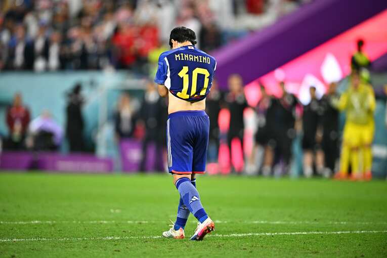 南野拓実のPK（9枚目／全10枚）©Takuya Kaneko/JMPA