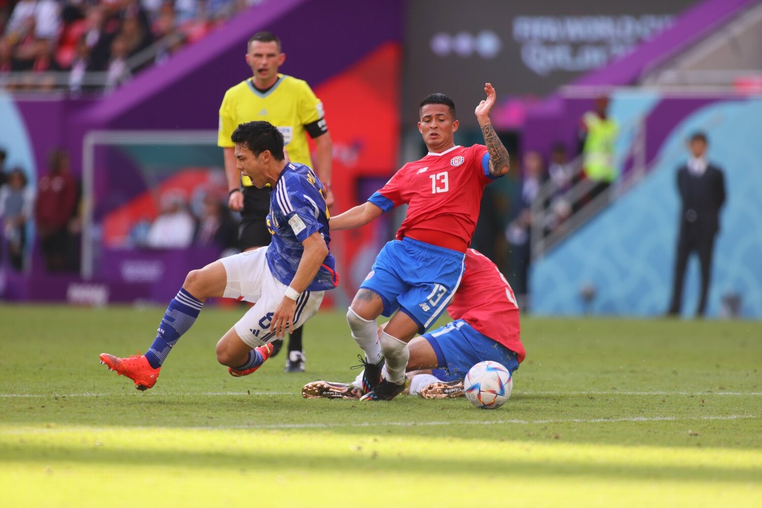 コスタリカ戦で右膝を痛めた遠藤航。別メニュー調整が続いており、スペイン戦の出場は厳しくなった　©Kaoru Watanabe/JMPA