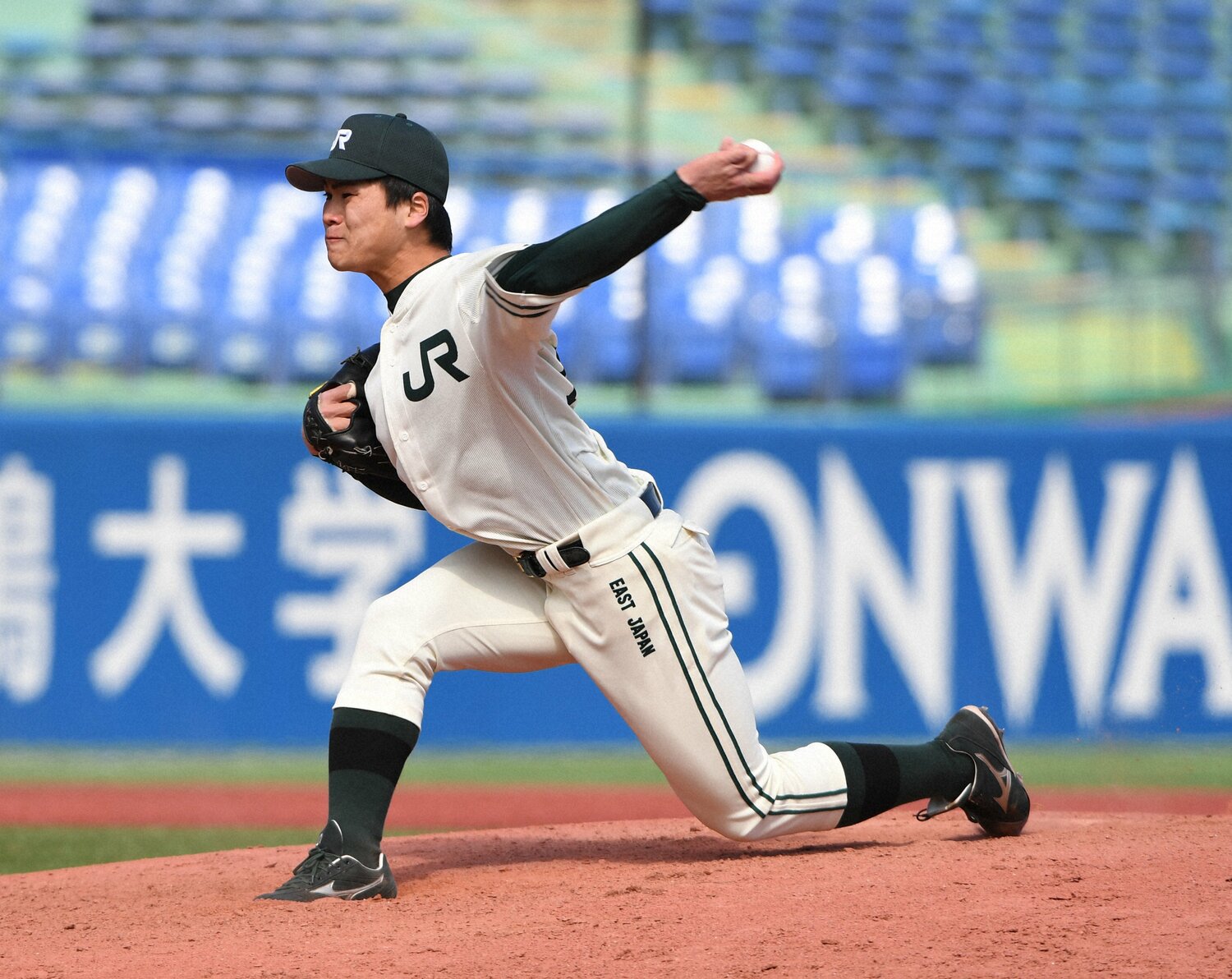 社会人の打者相手に結果を求めるあまりフォームにも苦しんだ山口さん ©NIKKAN SPORTS