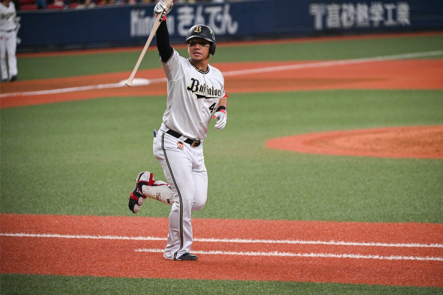 首位打者を獲得した頓宮　©Nanae Suzuki