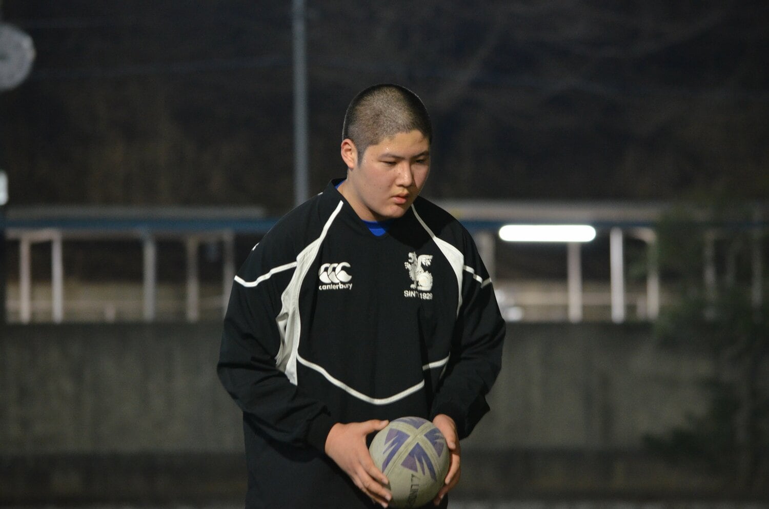 練習に参加する信也さん　©Masataka Tara