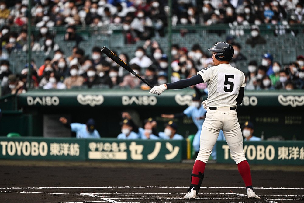 長打力のないチームと謙遜するが、一番打者の伊藤もロングヒットを狙える（写真はセンバツ決勝時） ©Nanae Suzuki