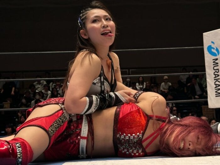 「中卒でこの世界に入って…」「ドMなのかな（笑）」16歳でデビューした女子プロレスラーの美徳…稲葉ともかが何度も繰り返した“ある悔しさ”＜Number Web＞ photograph by Norihiro Hashimoto