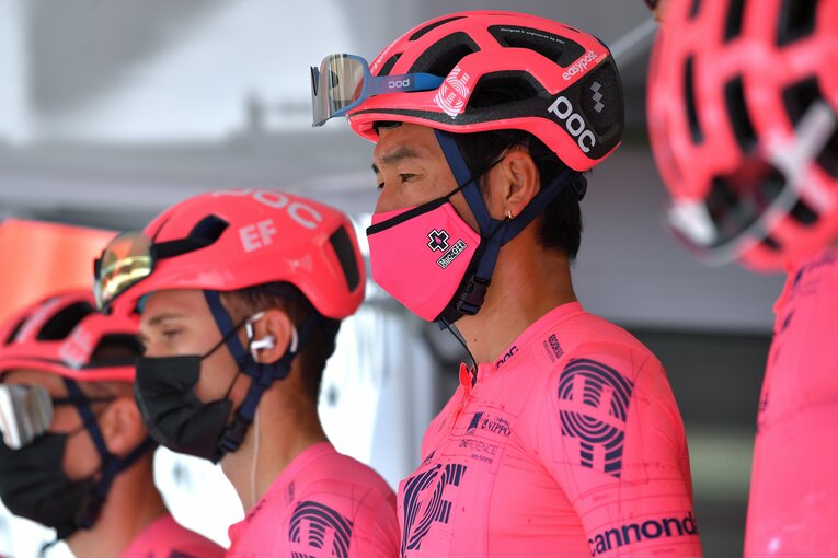 2021年のツール・ド・ワロニー（ベルギー）での別府。感染対策のためレース中以外は常時マスクを着用していた　©Getty Images
