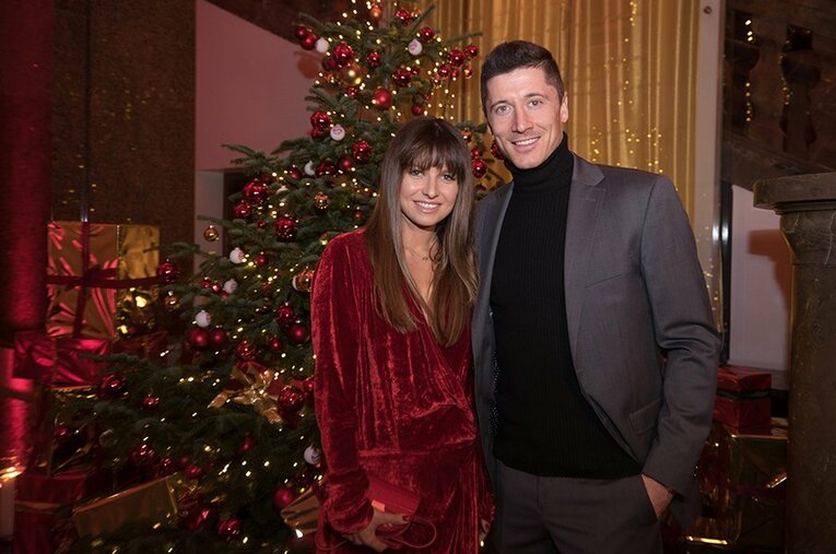 ロベルト・レバンドフスキ＆アナ・レバンドフスカ ／ photograph by Getty Images