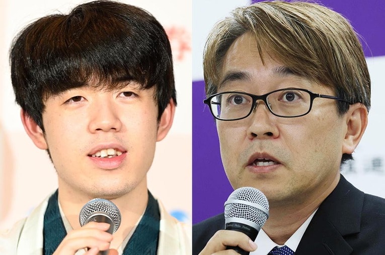 藤井聡太新名人と羽生善治新会長。2人のダブル署名となった将棋アマ免状は申請が殺到している ／ photograph by Keiji Ishikawa/JIJI PRESS