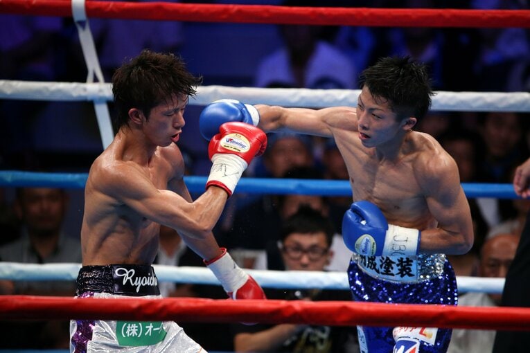 激闘となった田口vs井上　©AFLO SPORT