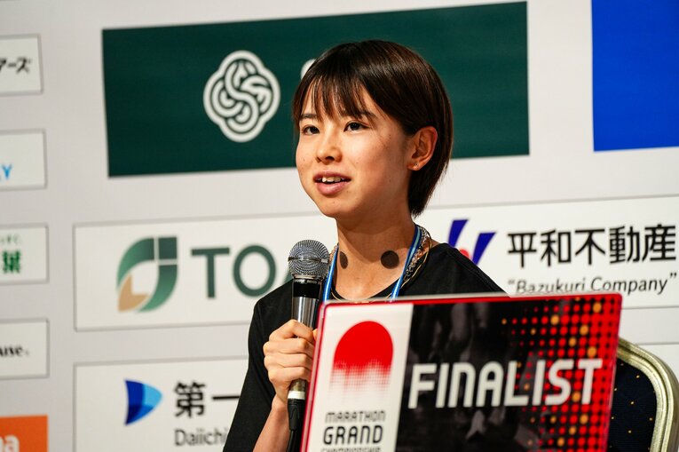 レース後の会見に臨む不破　©Satoshi Wada