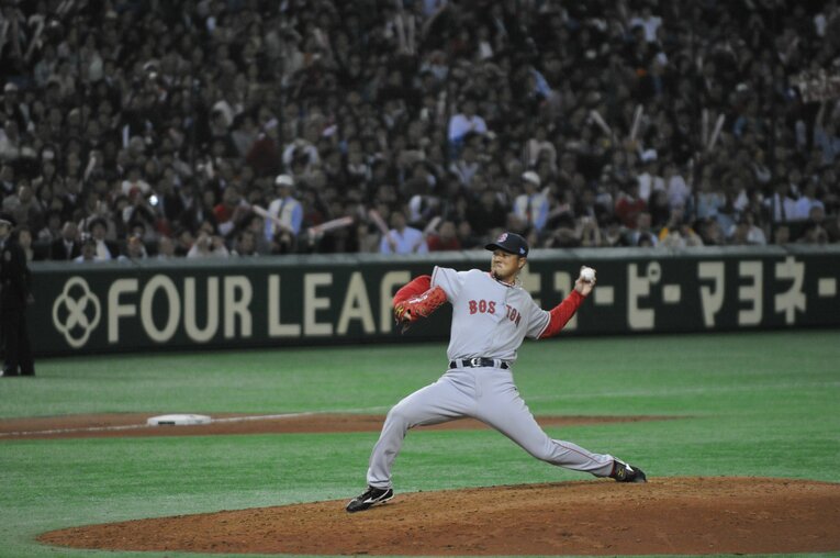岡島秀樹のフォーム　©Hideki Suigyama