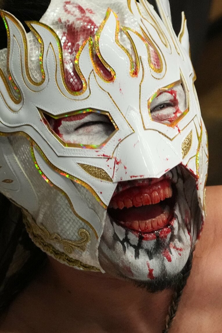 マスクの向こうで笑顔を浮かべるエル・デスペラード　©Masashi Hara