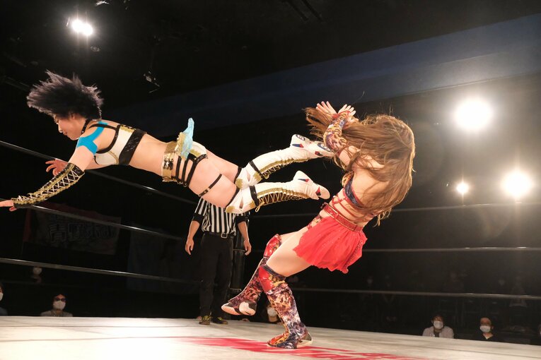 舞台の脚本演出も手がける女優が“エンタメ”リングで漏らした本音とは？ 松井珠紗22歳のプロレス愛「“ごっこ”で終わりたくない」(29)