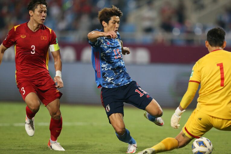 直近のJリーグで復活ゴールを決めた大迫勇也は前線で奮闘　©JFA