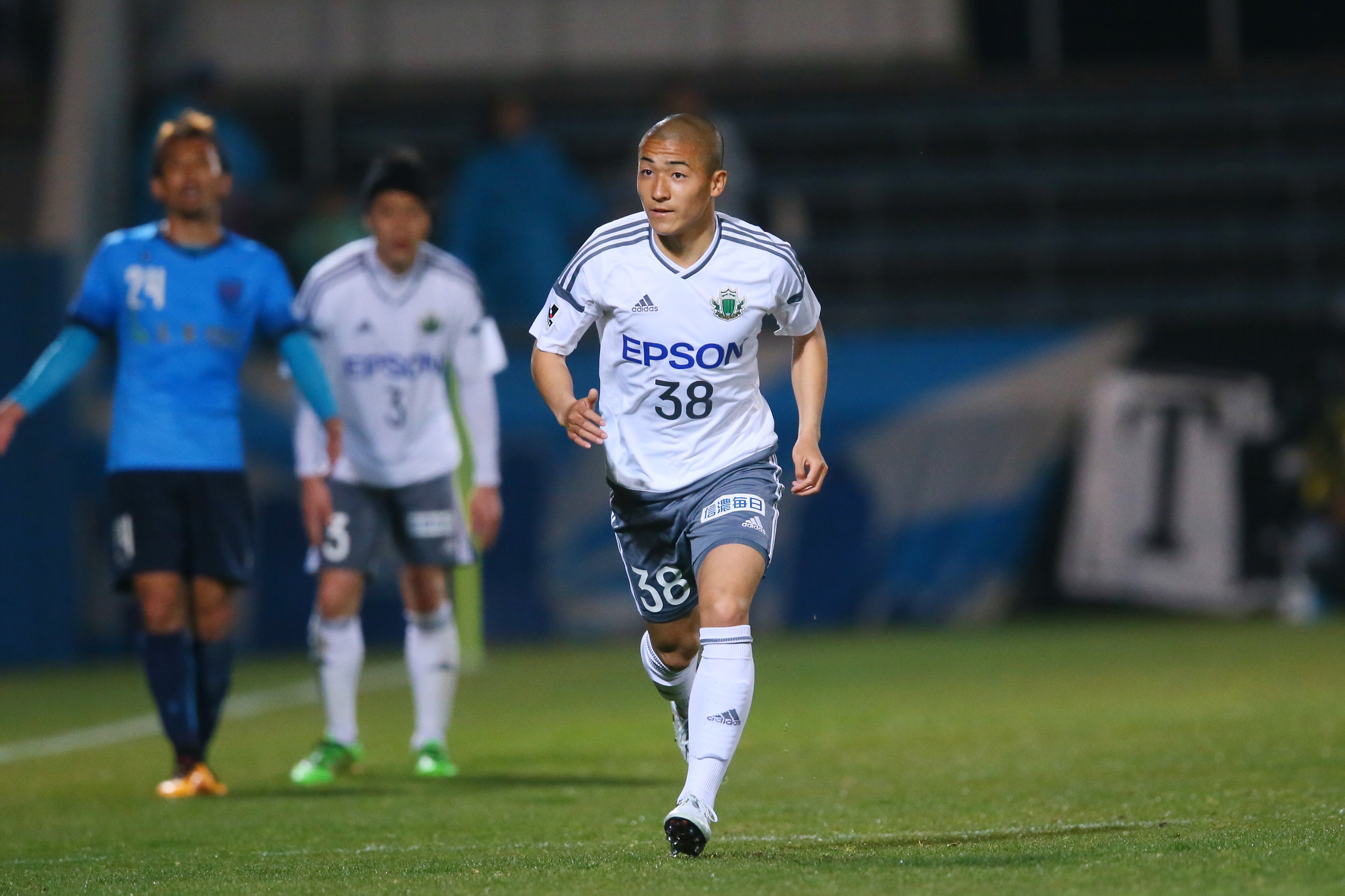 やんちゃでした 異色の経歴 日本代表 前田大然24歳 高校サッカー部から1年間除籍されていた 地元のパン屋でバイトして Number Web Goo ニュース