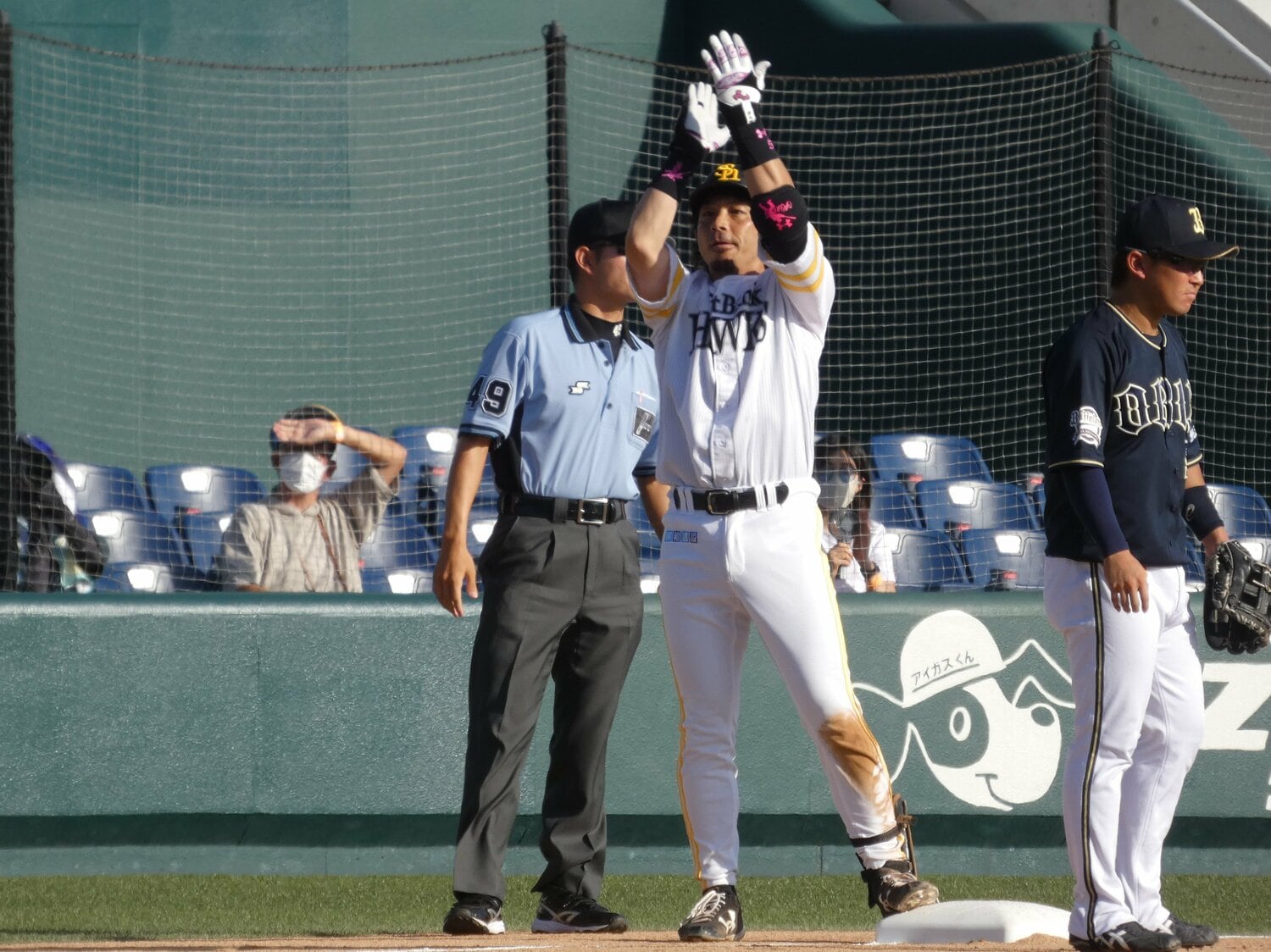 初回、適時三塁打を放った松田 ©Kotaro Tajiri
