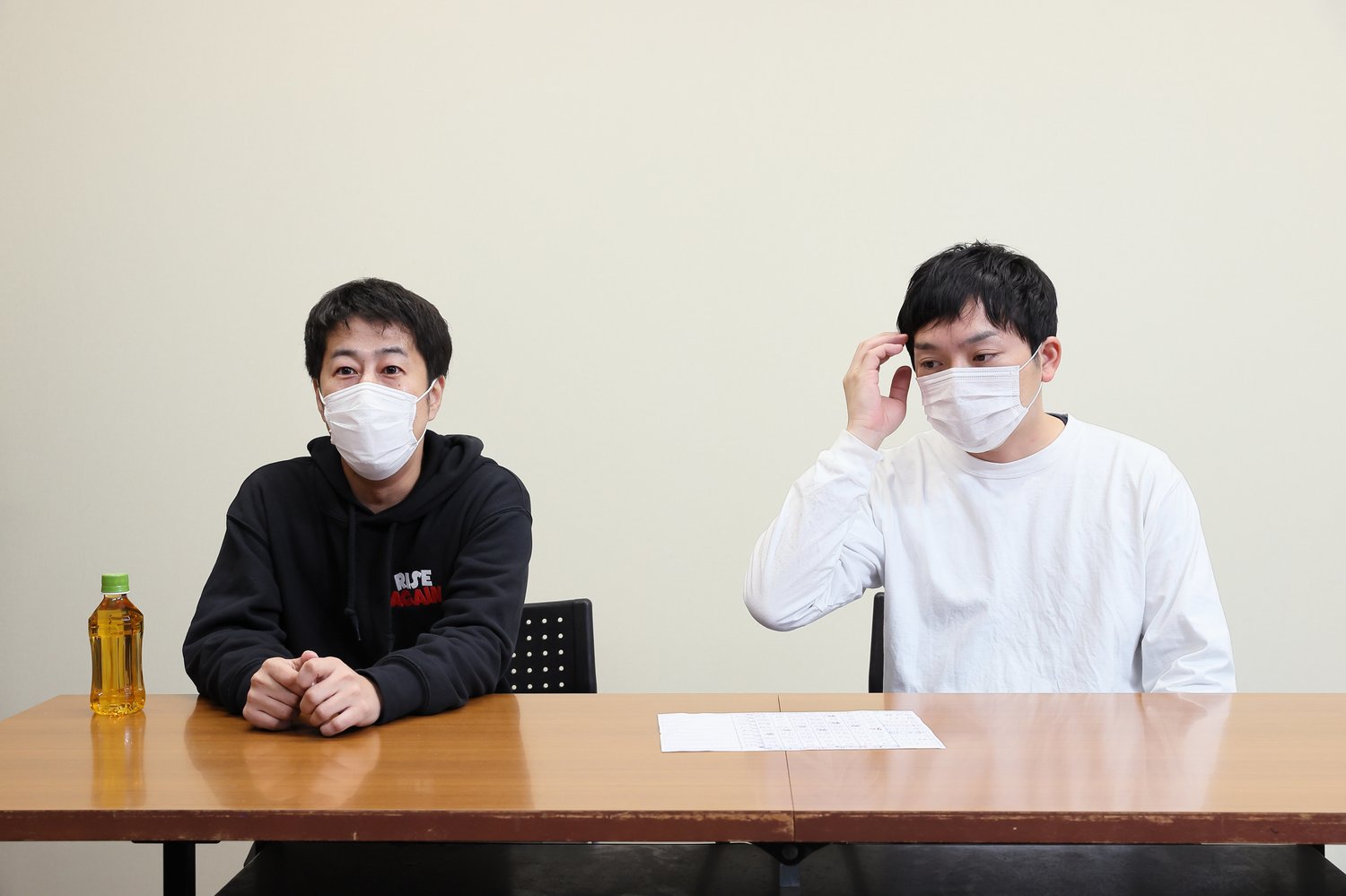 ウエストランドの井口浩之（左）と河本太。M-1決勝は今回が初めてだった