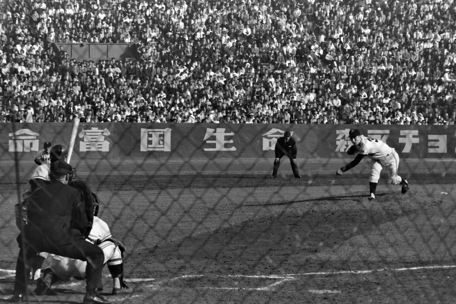 1965年の巨人・金田の投球　©JIJI PRESS