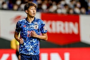 ドイツ地元記者が語る、23歳伊藤洋輝が“発見された”瞬間「Google検索しても引っかからない」けど「W杯メンバーに入るのでは」《日本代表デビュー》