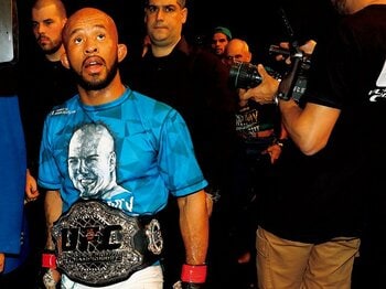 UFC王者が語った日本のMMAの未来。~“サイヤ人級”最強男のアジア論~<Number Web> photograph by Susumu Nagao