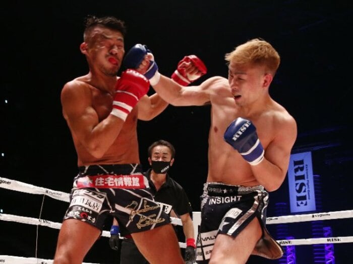 父は服役、母は病に冒され「どう生きていけば…」 気鋭の格闘家YA-MANが路上で磨いた勝負度胸《RIZINで皇治と対戦》＜Number Web＞ photograph by RISE