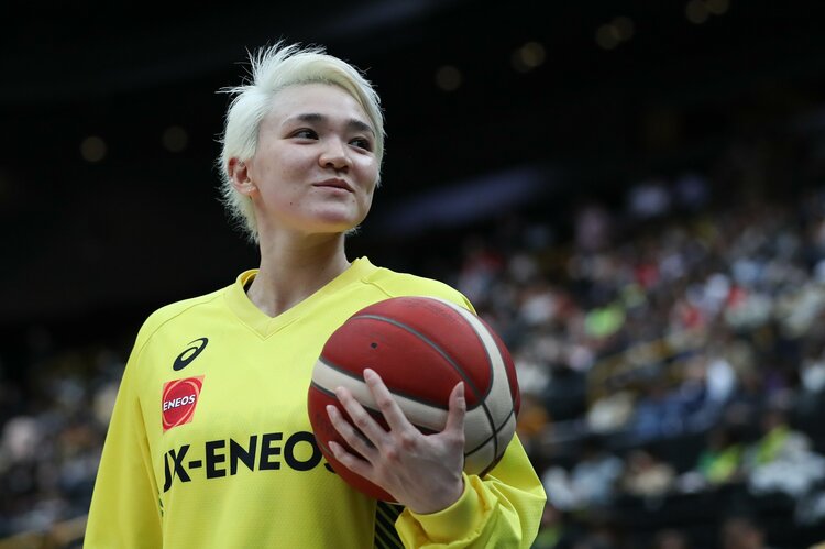 ド派手な赤髪”で華麗なカムバック…女子バスケ吉田亜沙美（36歳）2度の
