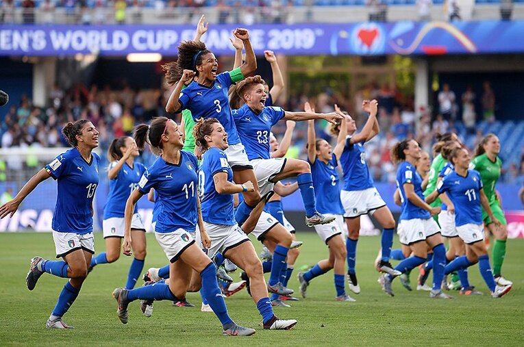 五輪切符は獲得ならずも、下馬評を覆したイタリア代表。主将ガマを中心とした強固な守備でW杯ベスト8入りを果たした。 ／ photograph by Getty Images