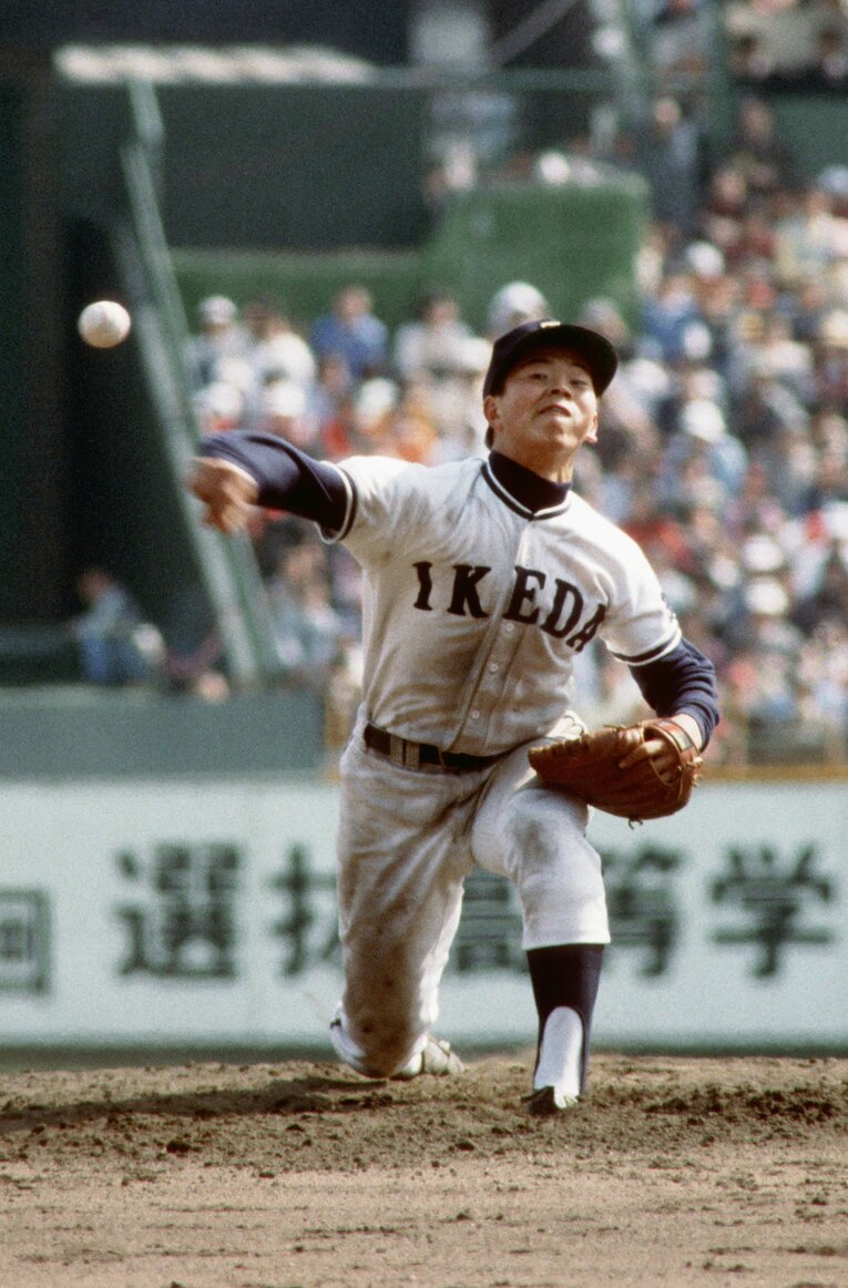 1982年夏、83年春の甲子園を制した池田高校。そのエースで4番だった水野雄仁 ©JIJI PRESS