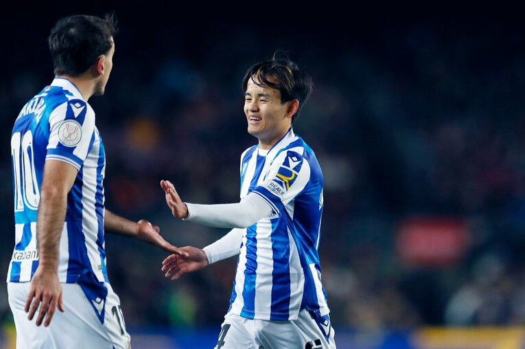 「クボのことは知ってるよ」バルササポに久保建英が笑顔で… 放送なしが惜しい「名手ブスケッツが声を荒げた」鮮烈プレー〈現地撮影〉(30)