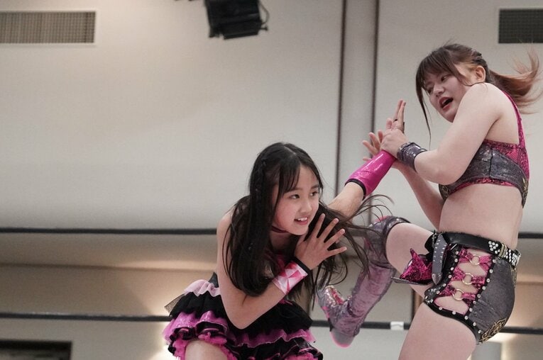 ©ワールド女子プロレス・ディアナ