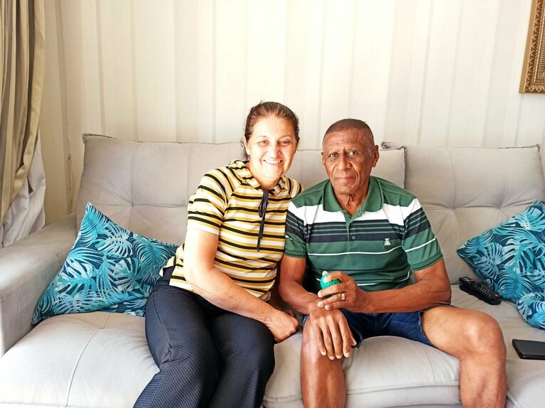 『オールドルーキー』顔負けのドラマ性… “ブラジルで運営クラブが2年連続昇格”三都主アレサンドロの引退後がスゴい〈両親・妻に直撃〉(79)