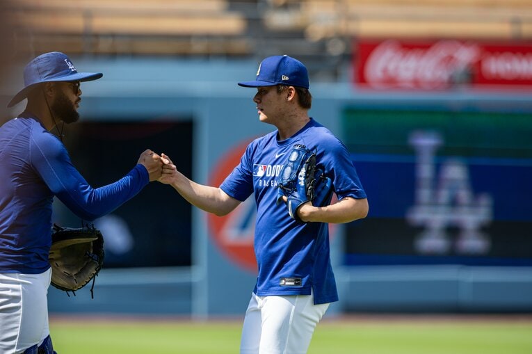 【“テレビに映らない”由伸写真】　©Nanae Suzuki