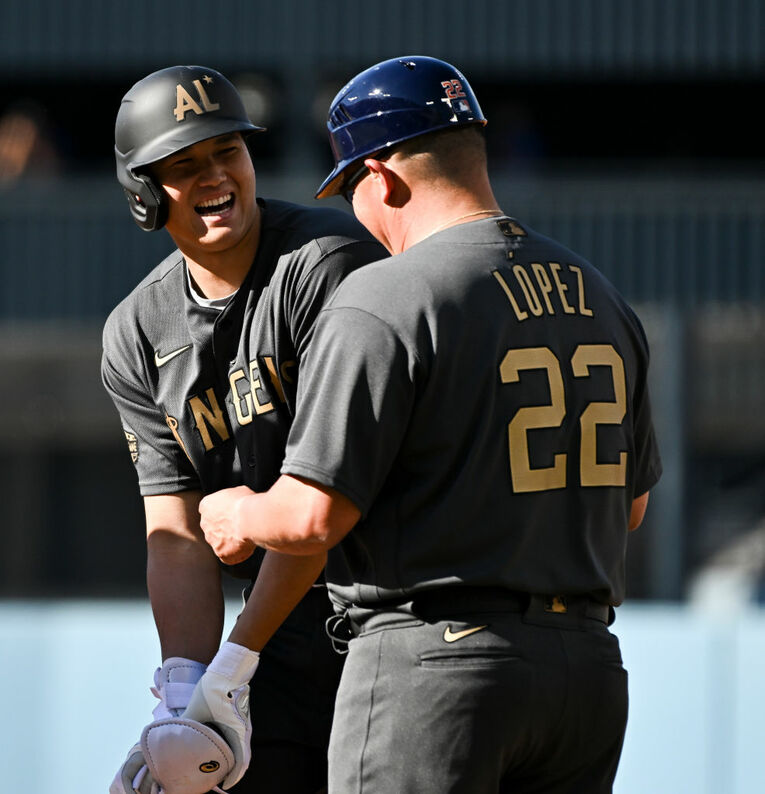 ロペスと談笑　©Getty Images