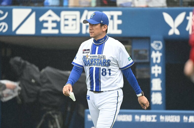 今季はリーグ優勝からの完全優勝を目指す三浦監督　©Naoya Sanuki