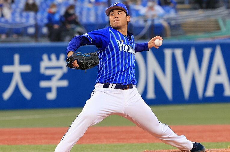 今季、横浜の開幕投手を務めた濵口遥大投手。投球内容が大きく変化したのが4月15日のヤクルト戦（神宮）からだ ／ photograph by JIJI PRESS