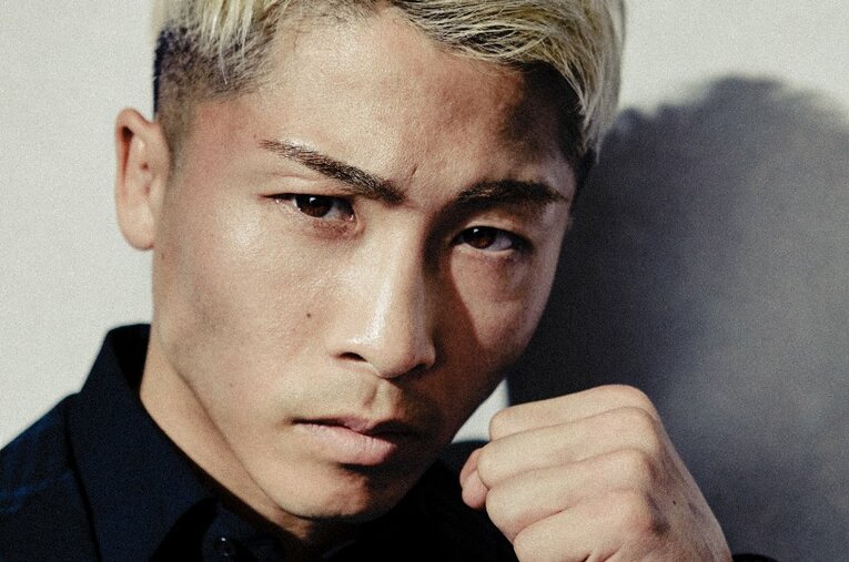 発売中のNumber『井上尚弥　無限の拳』で、あのドネア戦の翌日にインタビューに応じた井上尚弥（29歳） ／ photograph by Maciej Kucia