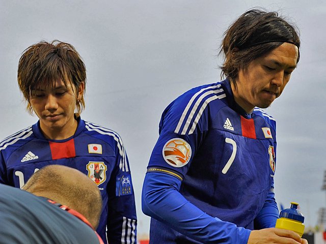 さばくボランチ」で存在感を示す！遠藤を追う柏木陽介の自覚と決意